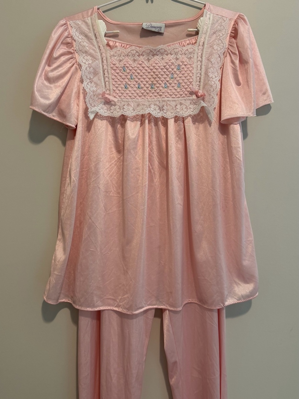 Vintage Pink Lace-Trim Nightgown Set